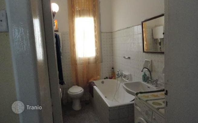 Апартаменты под реновацию, Афины, Греция, фото 3