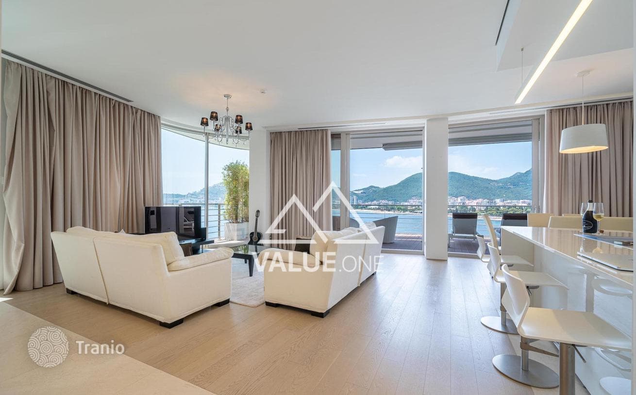 2-Bedroom Apartment with Sea View in Dukley Gardens, Budva