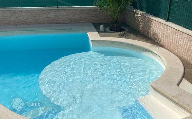 4-Bedroom Villa in Pula, Croatia, photo 2