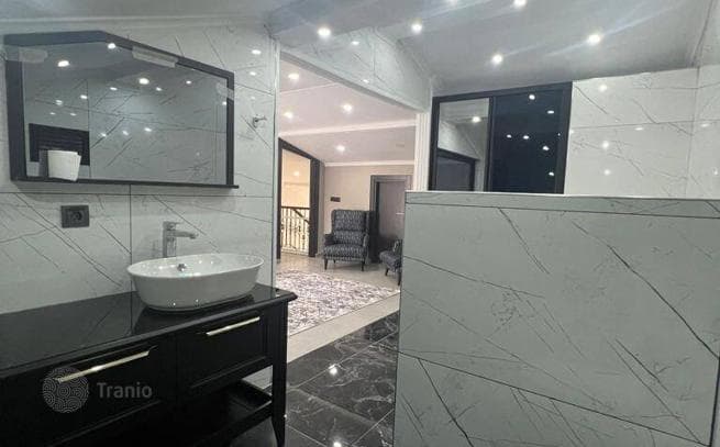3-Bedroom Apartment 250 m from Chalysh Beach in Fethiye