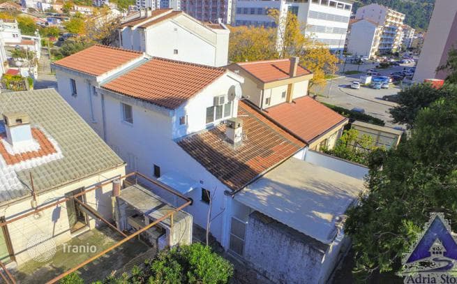 2-Bedroom House with Commercial Space in Budva, photo 3