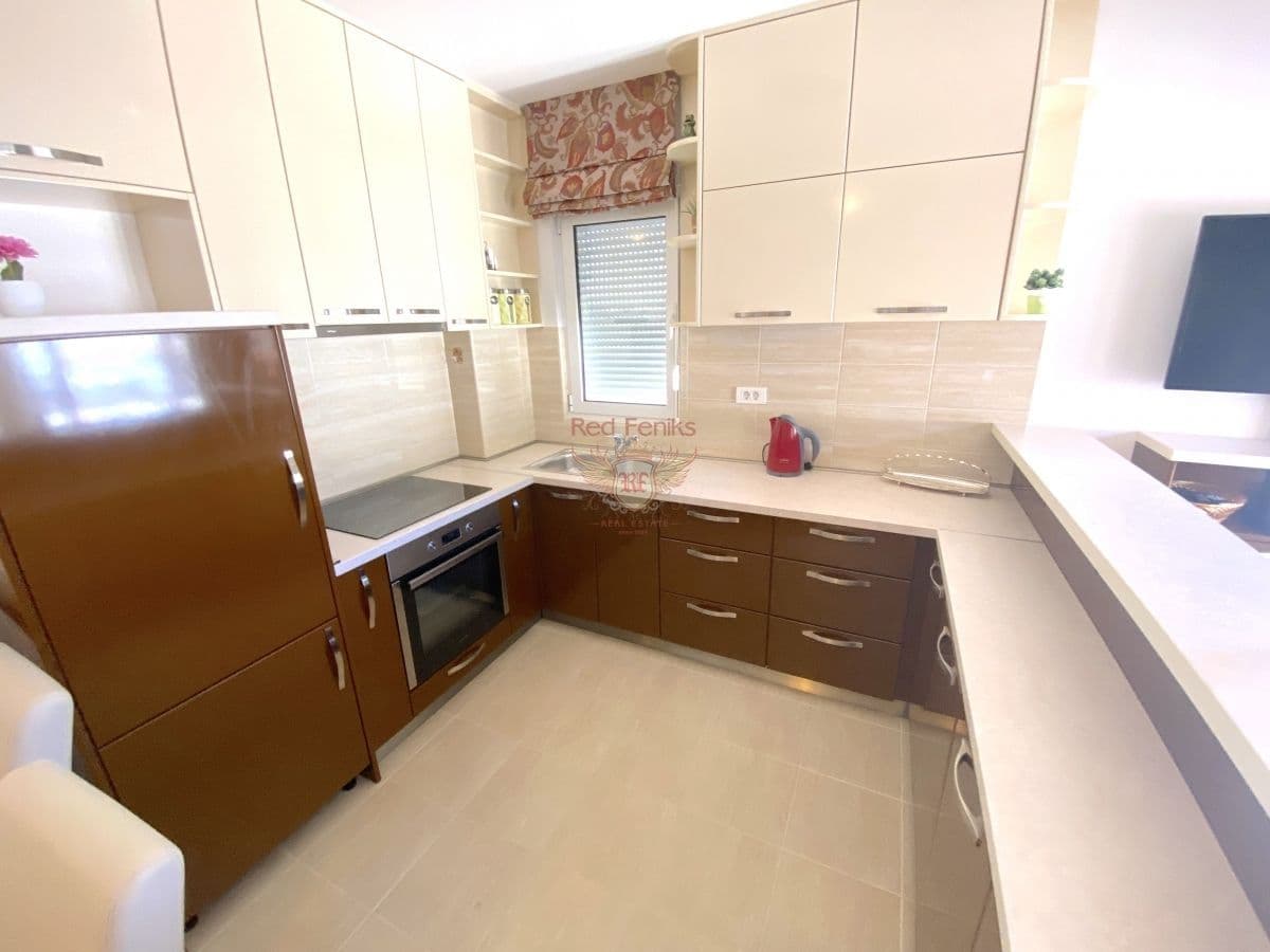 Квартира в Будве, Черногория, 84 м², фото 3