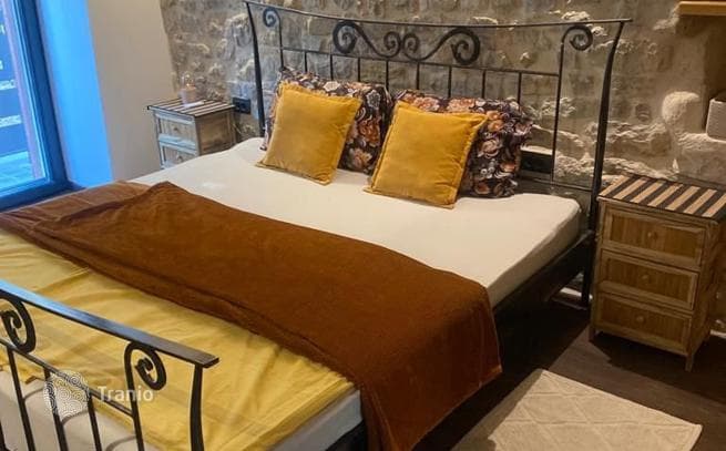 1-Bedroom House in Kastel Lukšic, Dalmatia