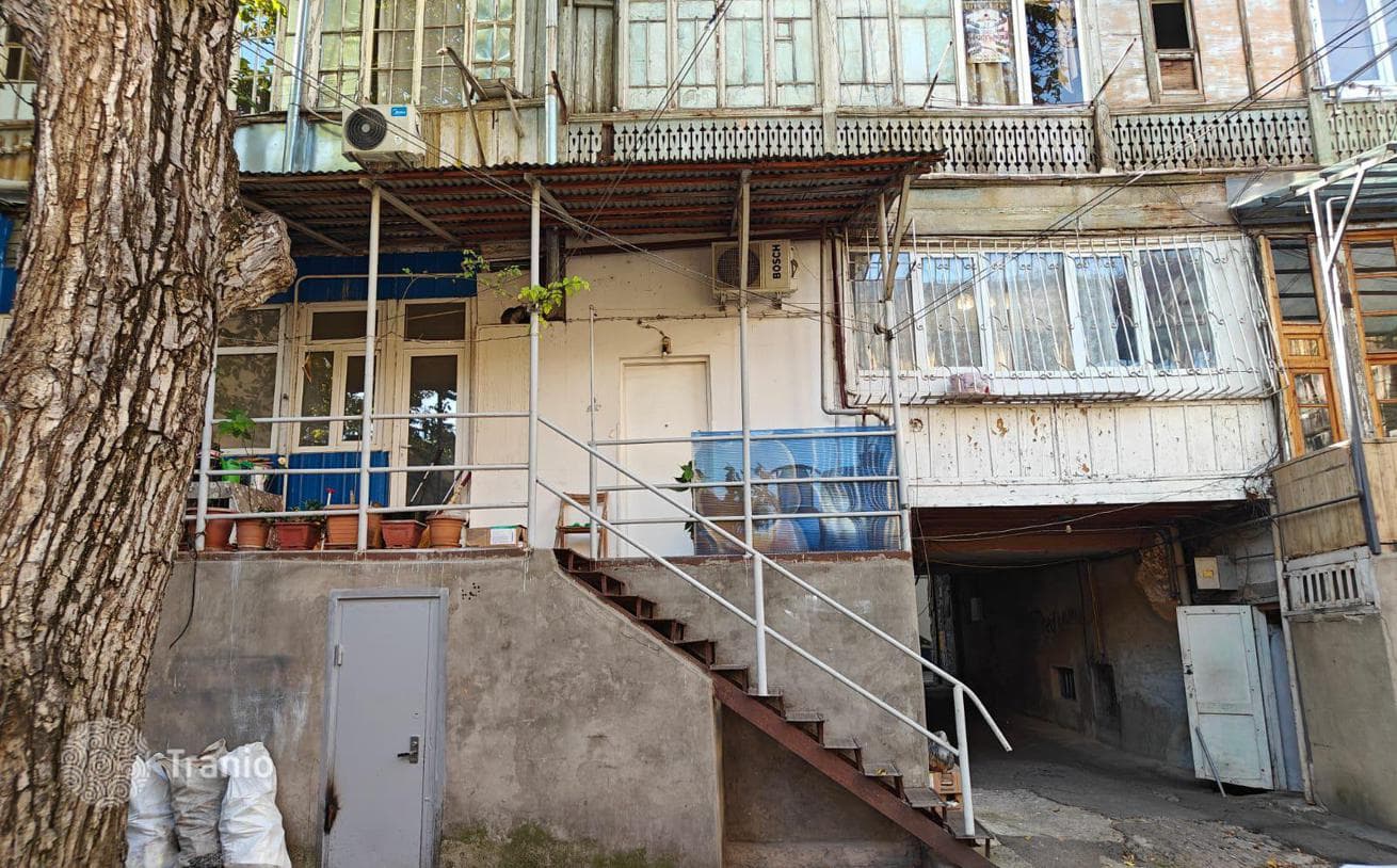 1-Bedroom Apartment in Old Tbilisi, Tbilisi, photo 5