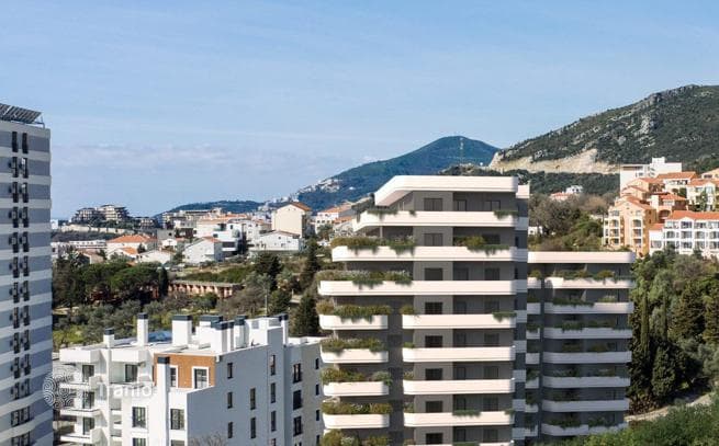 1-Bedroom Apartment 200 m from the Sea in Becici, Budva, photo 4