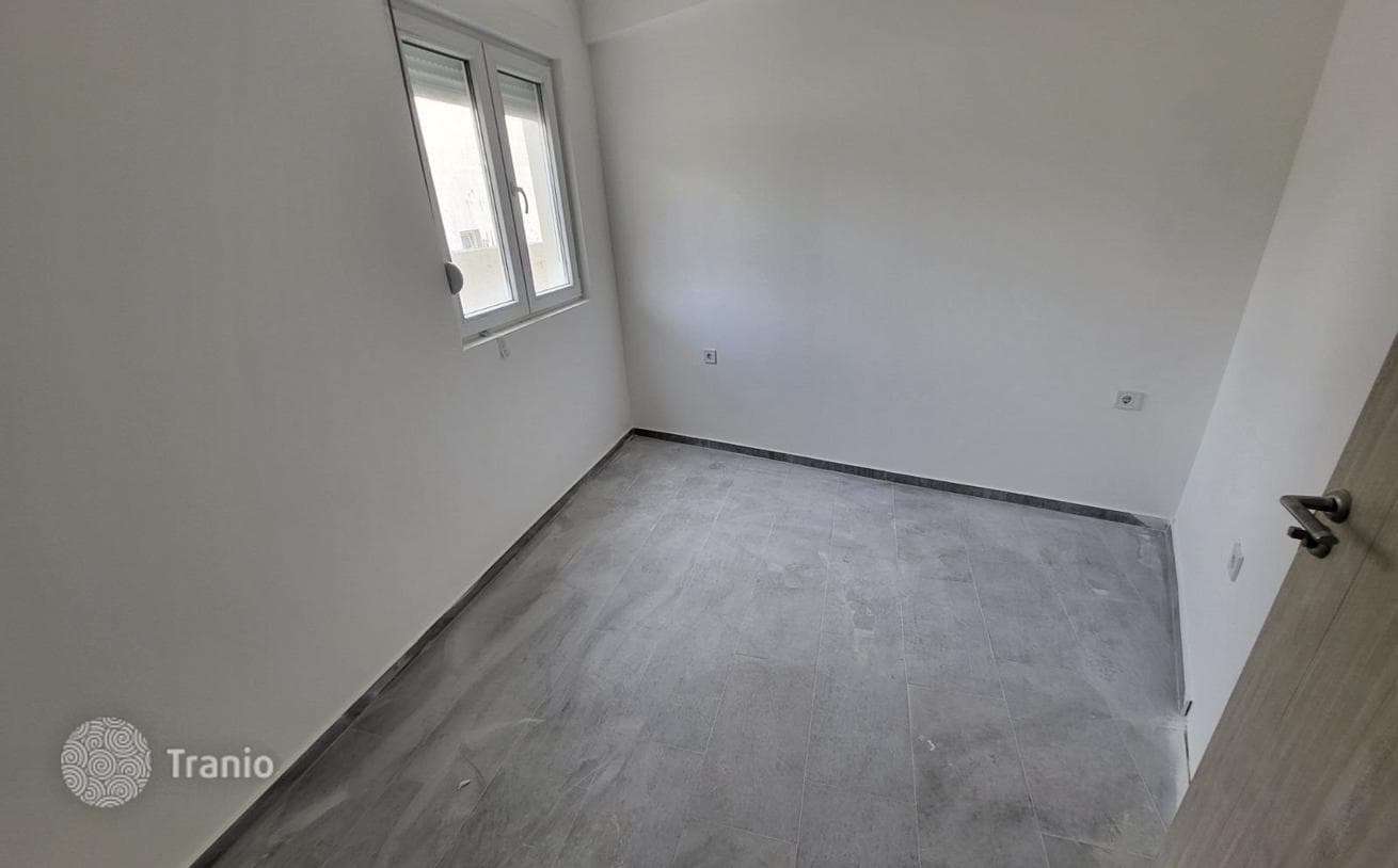 2-Bedroom Apartment with Sea and Mountain Views in Herceg Novi, photo 5