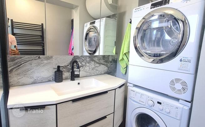 3-Bedroom Apartment near City Center in Pula