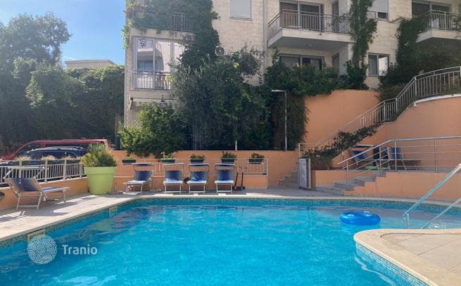 1-Bedroom Apartment with Sea View in Petrovac