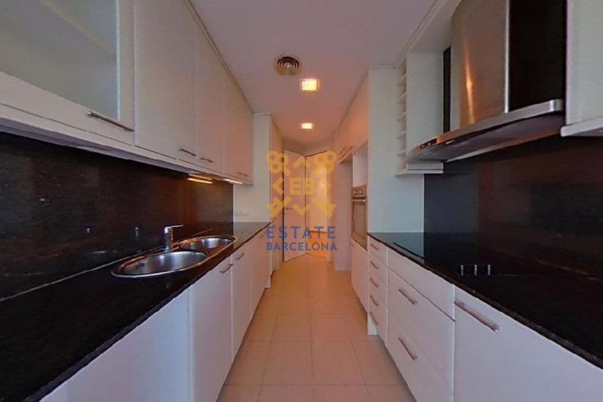 Квартира в Барселоне, Испания, 156 м², фото 2