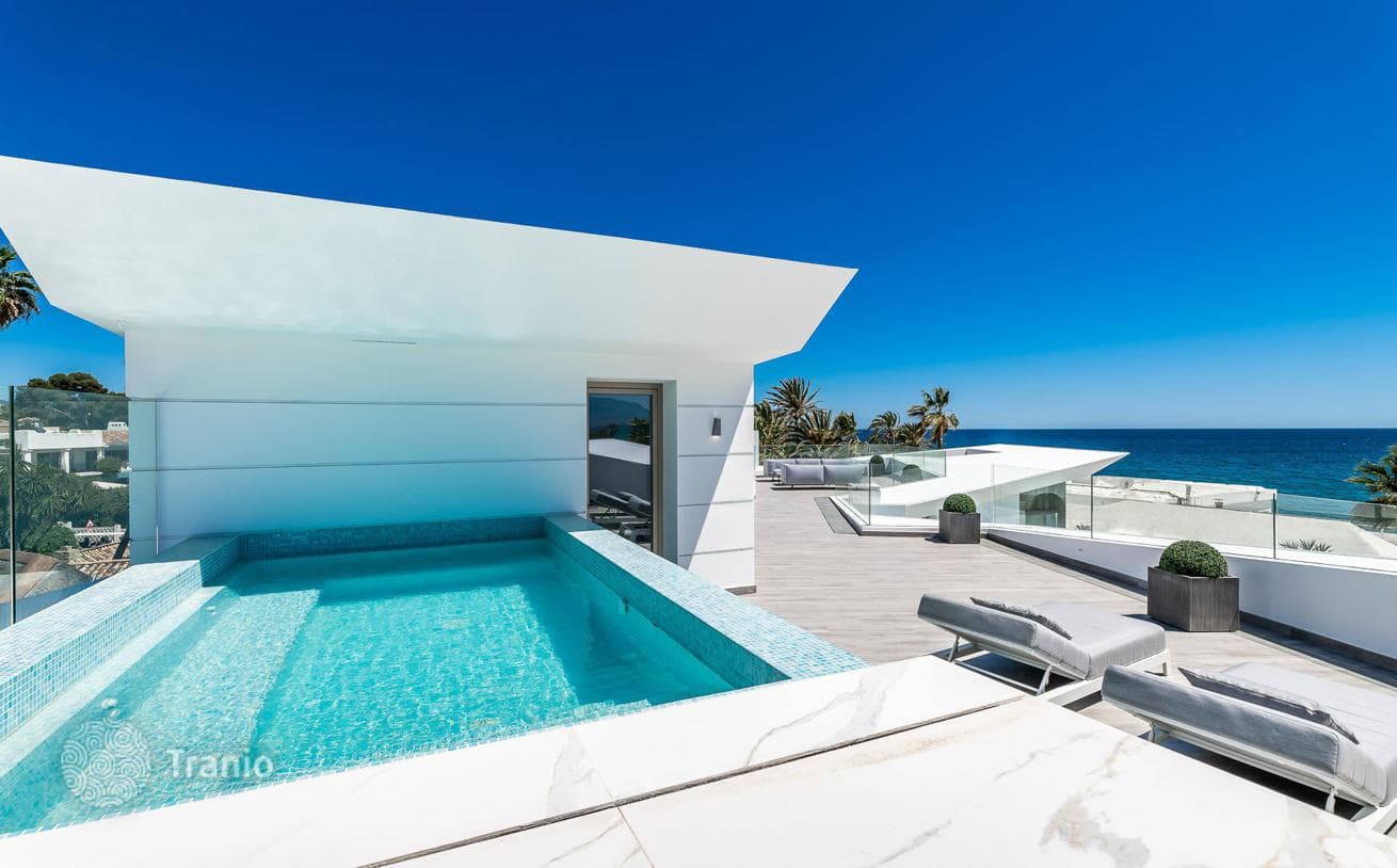 Вилла на продажу в Los Monteros, Восточная Марбелья, фото 5