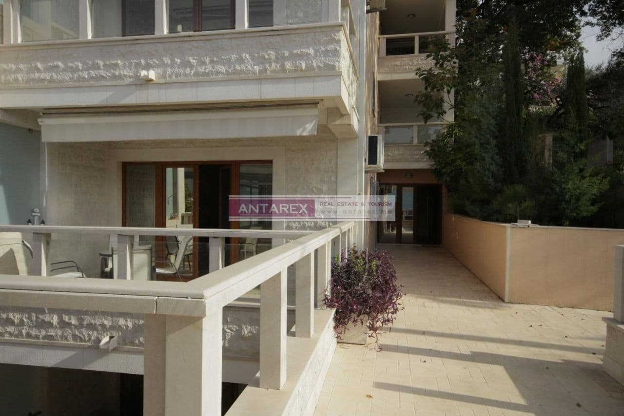 Апартаменты в Ластве, Черногория, 41 м², фото 2