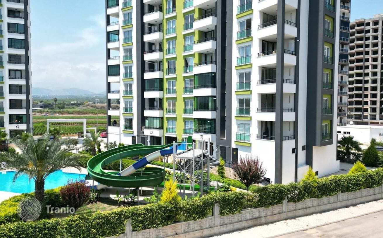 1–2-Bedroom Apartments Walking Distance to the Beach in Mersin