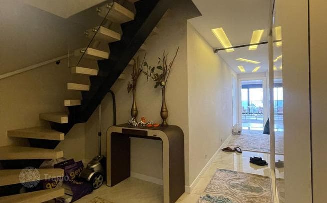 3-Bedroom (3+1) Beachfront Apartment with Sea View in Muratpasa, Antalya, photo 3