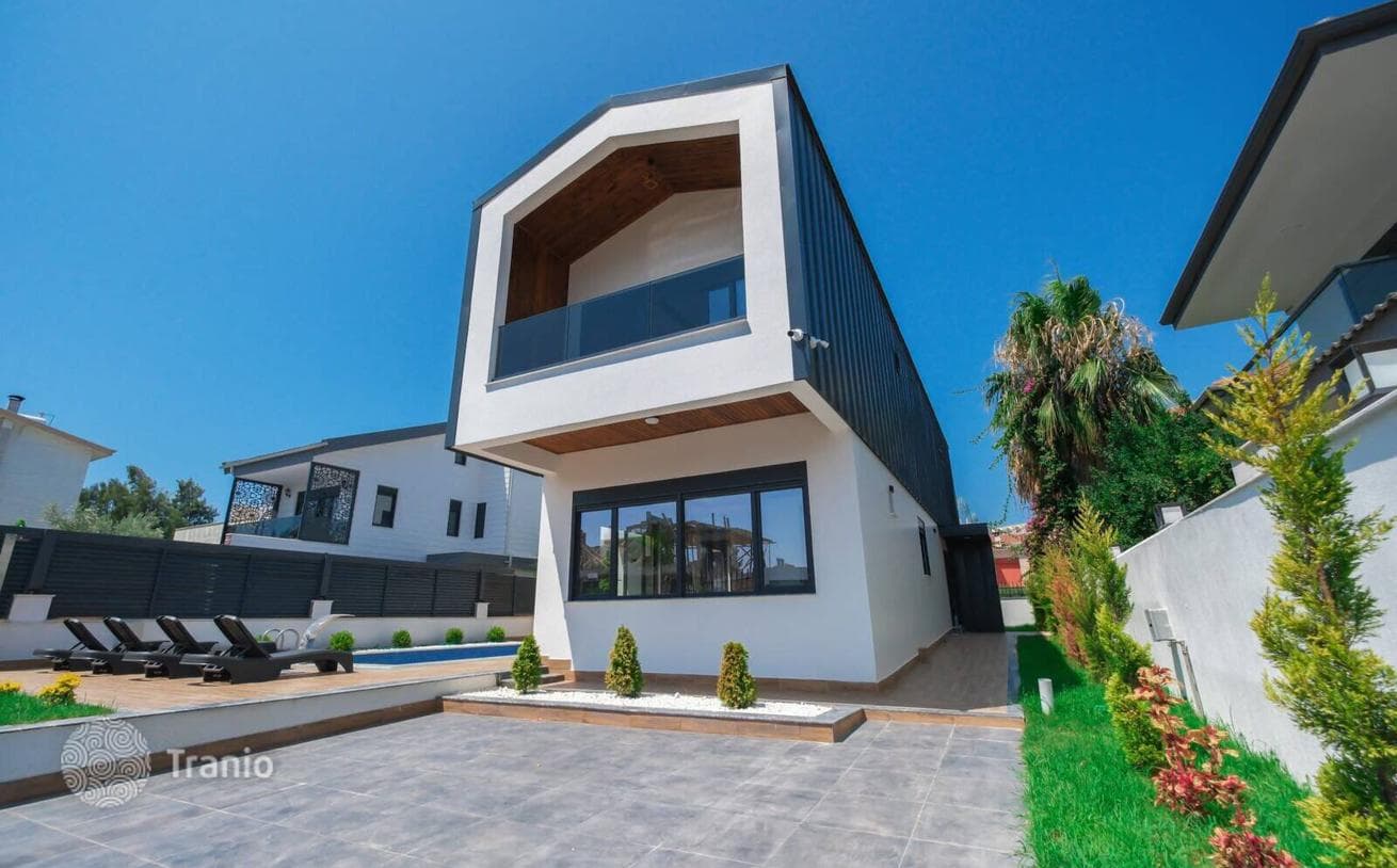 5-Bedroom House with Private Pool and Garden in Belek, Antalya