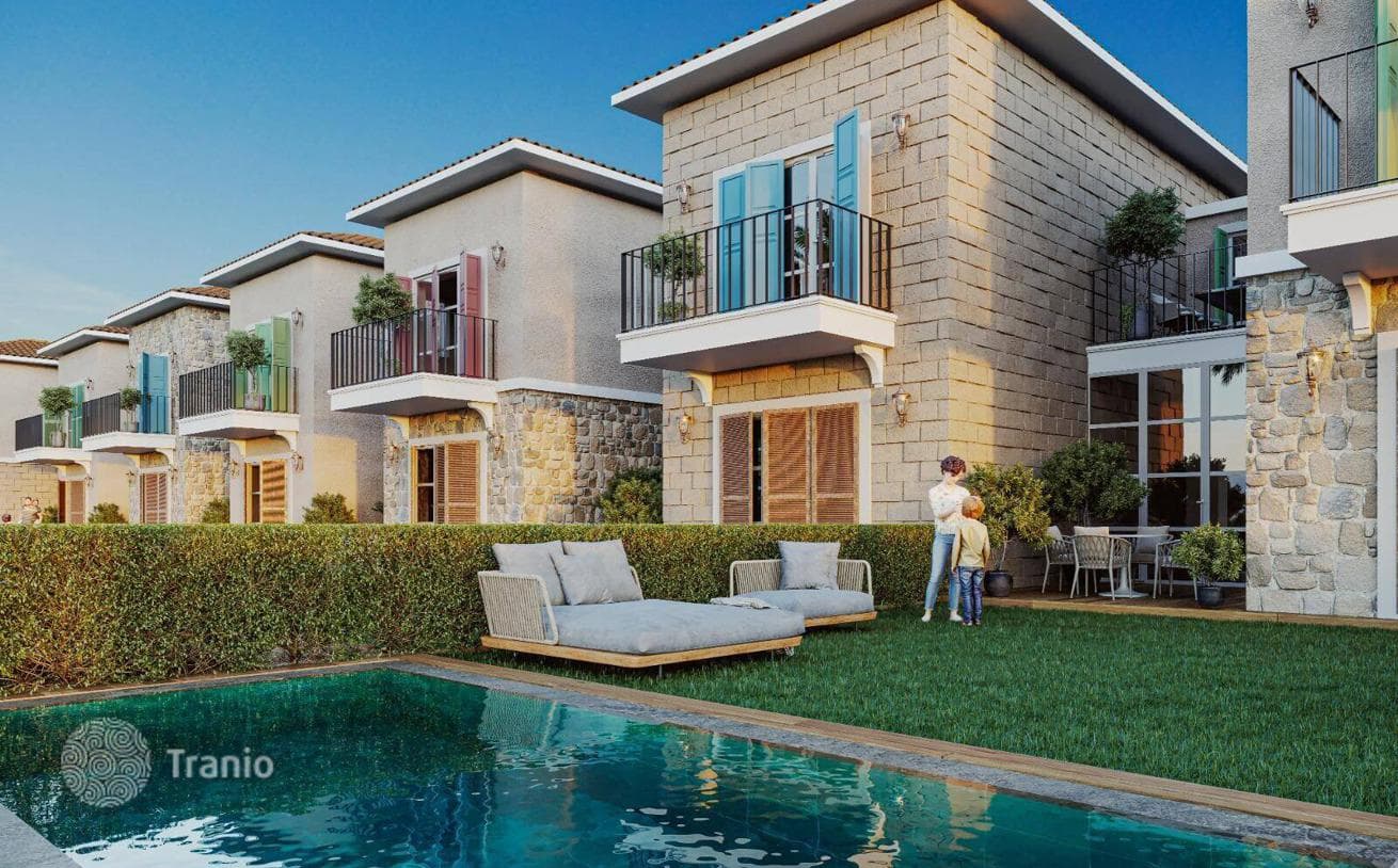 3-Bedroom Townhouses and Duplexes with Private Pools in Dosemealti, Antalya