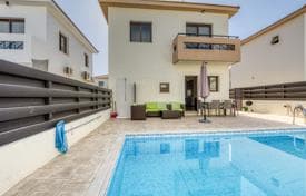3-комнатная вилла 115 м² в Паралимни, Кипр, фото 3