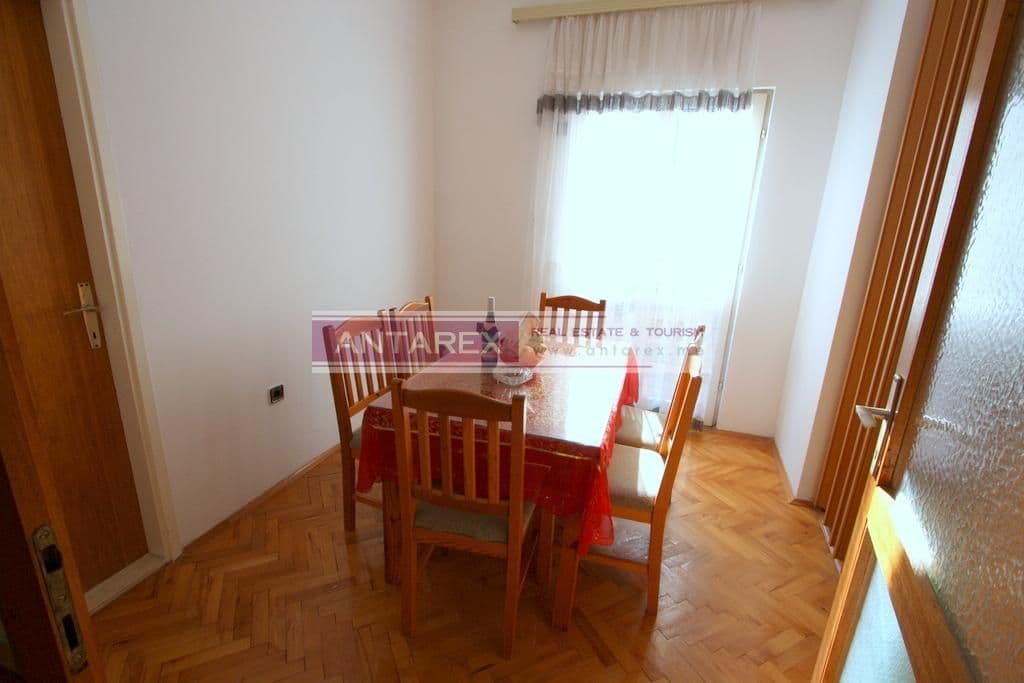 Апартаменты в Херцег-Нови, Черногория, 90 м², фото 3