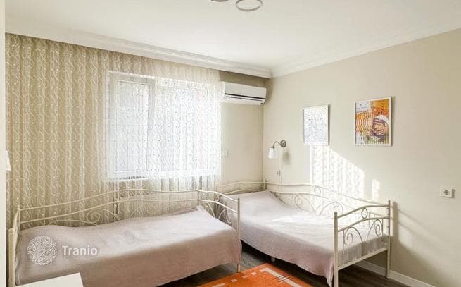 2-Bedroom (2+1) Apartment in Konyaalti, Antalya