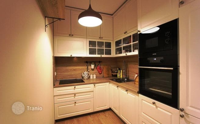 3-Bedroom Furnished Apartment with Terrace in Budva, photo 3