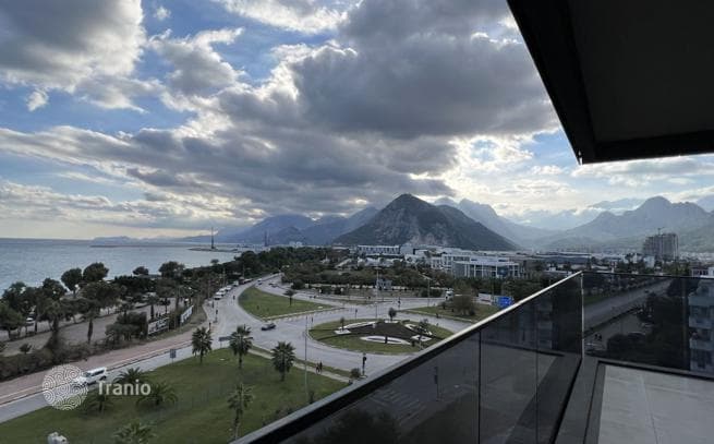 4+1 Beachfront Apartment in Konyaalti, Antalya, photo 2
