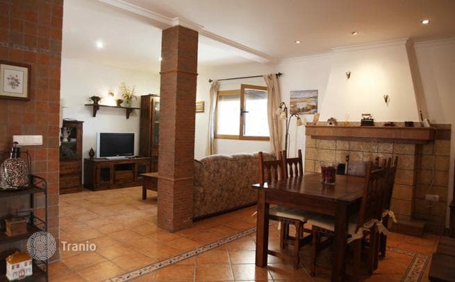 5-комнатный коттедж 340 м² в Кальпе, Испания, фото 4