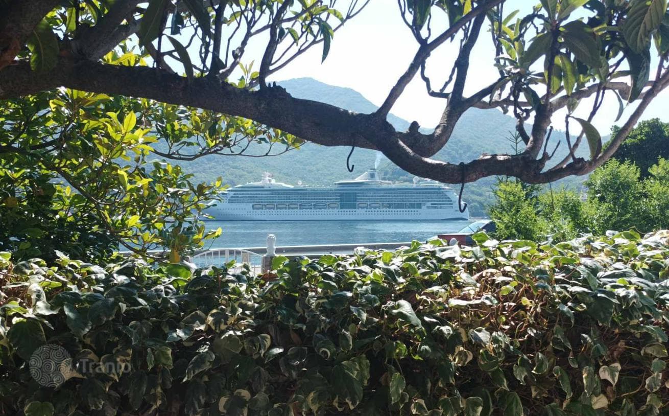 Stone House with Garden on the Waterfront in Kamenari, Herceg Novi, photo 3