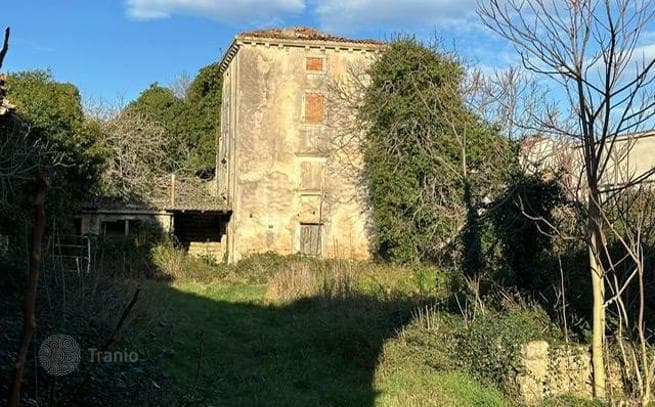 House Ruins in Sisak, photo 2