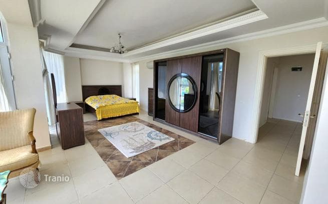 4-Bedroom (4+1) Villa in Belek Center