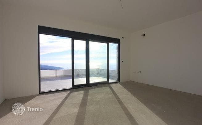 2-Bedroom House with Panoramic Sea View in Dobrota, Budva, photo 2