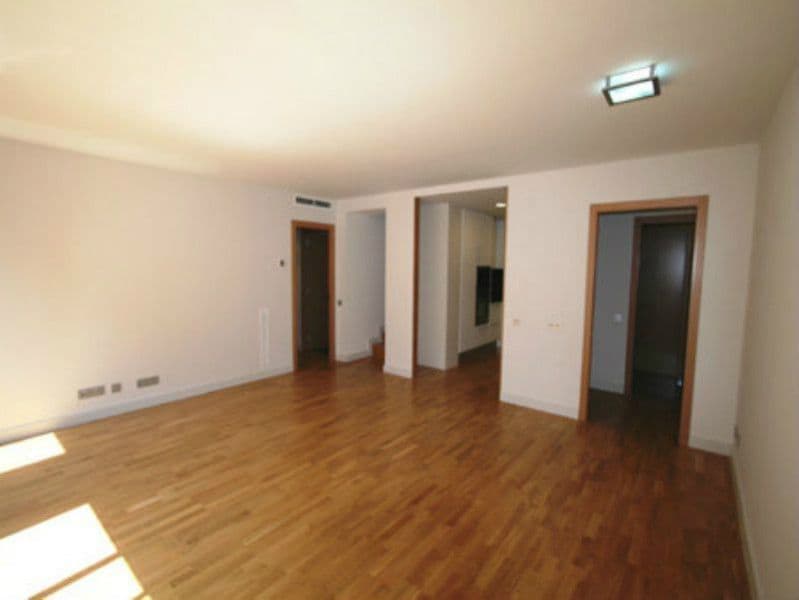 Квартира в Барселоне, Испания, 80 м², фото 3