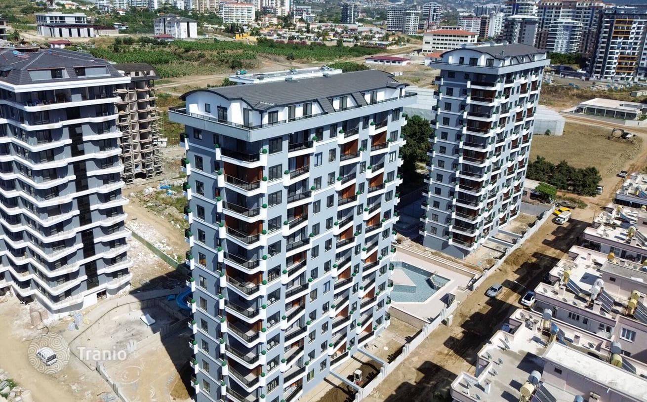 New Apartments Near the Beach in Central Mahmutlar, Alanya