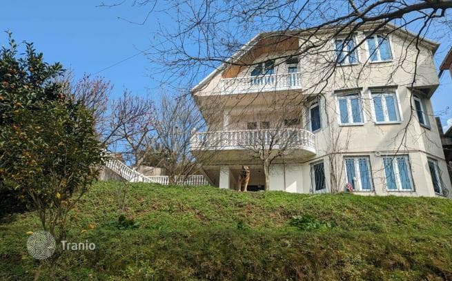 3-Story 6-Bedroom House with Sea and Mountain Views in Makhinjauri, Batumi