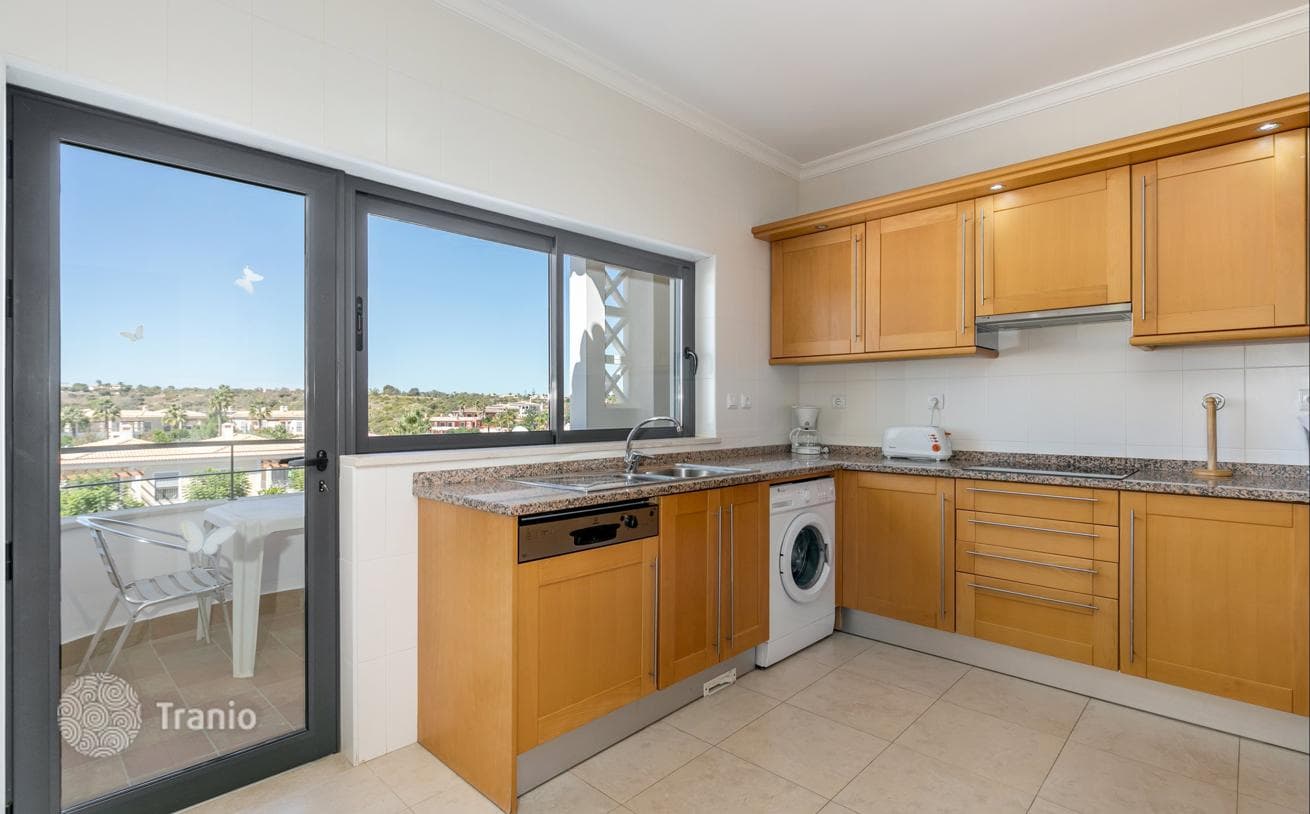 2-Bedroom Apartment with Panoramic View in Lagos, Faro, photo 3