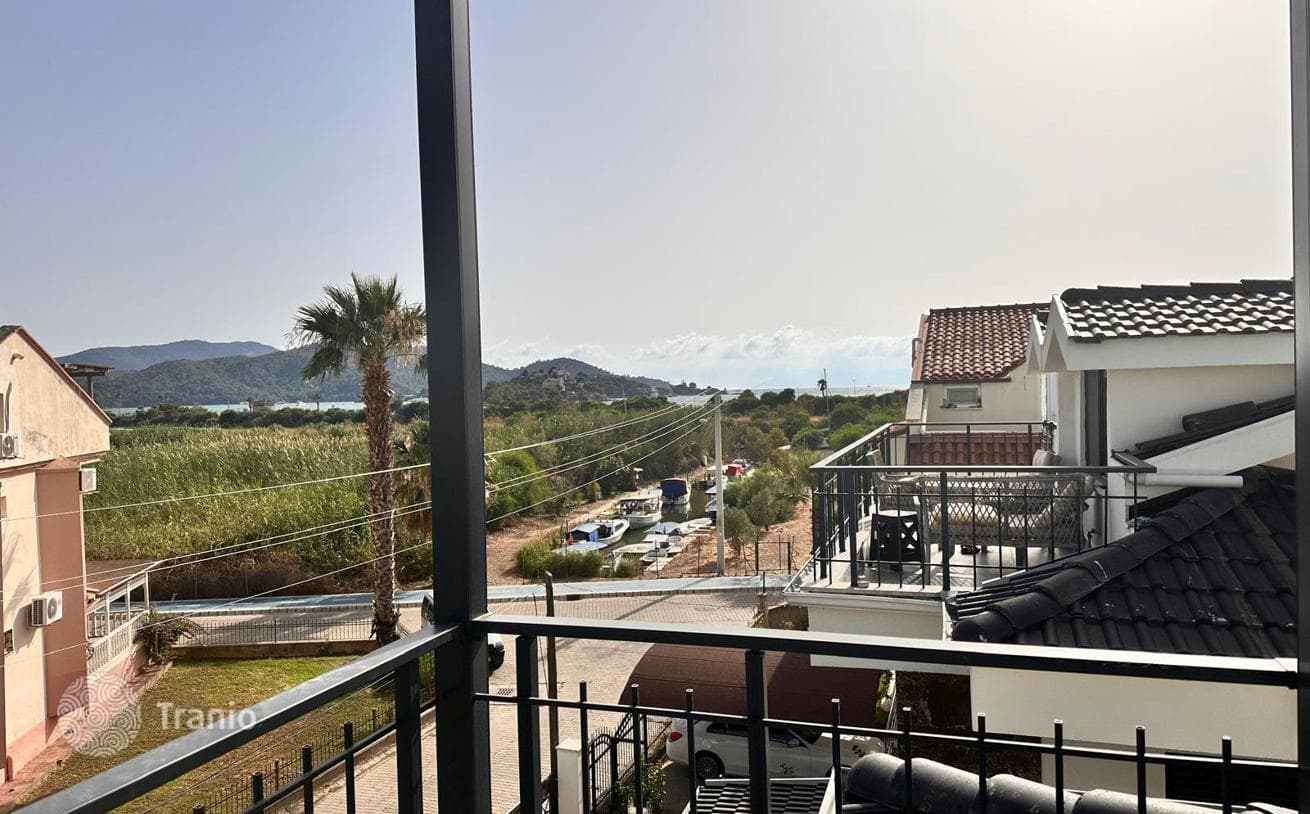 4-Bedroom Villa with Garden and Sea Access in Turkey, photo 3
