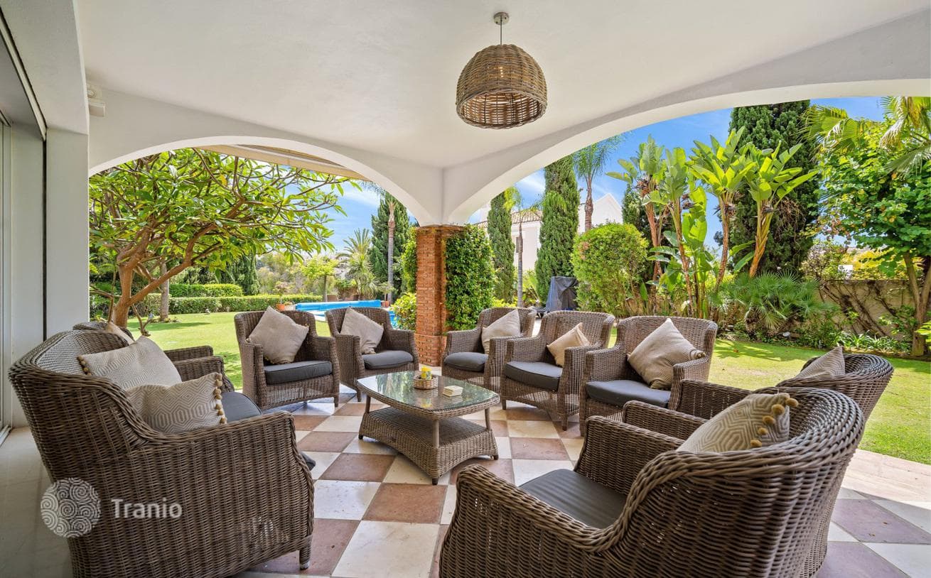 Вилла на продажу в La Reserva de la Quinta, Бенахавис, фото 2