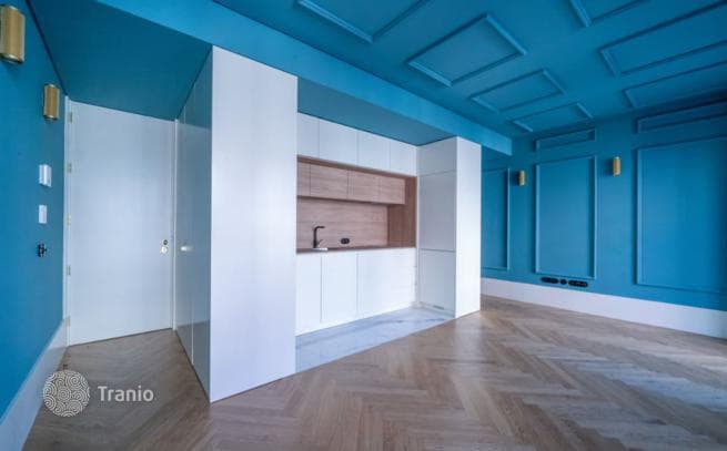 2-Bedroom Apartment with River and Square Views in Porto, photo 3