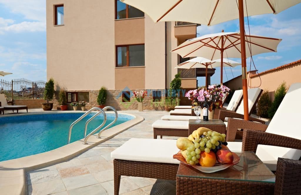 Апартаменты в Несебре, Болгария, 64 м²