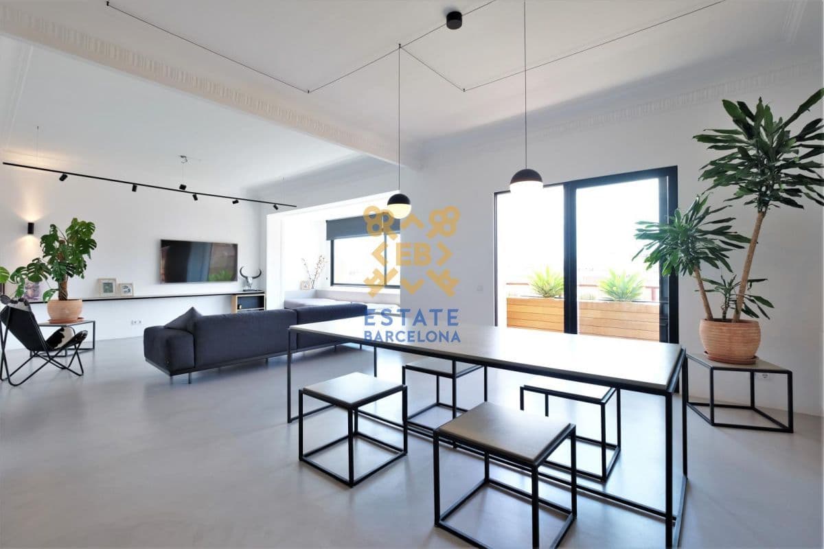 Квартира в Барселоне, Испания, 220 м²