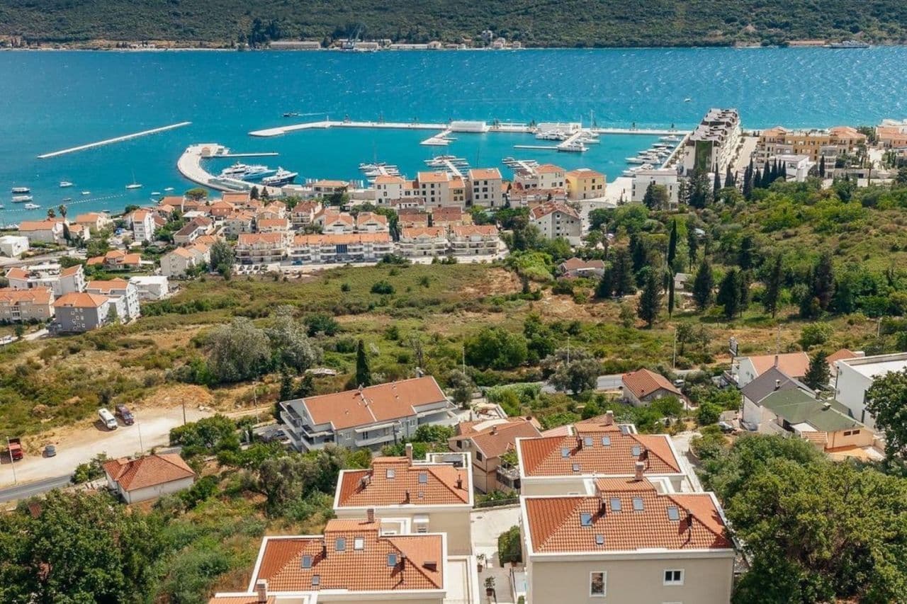 2-Bedroom Apartment in Herceg Novi