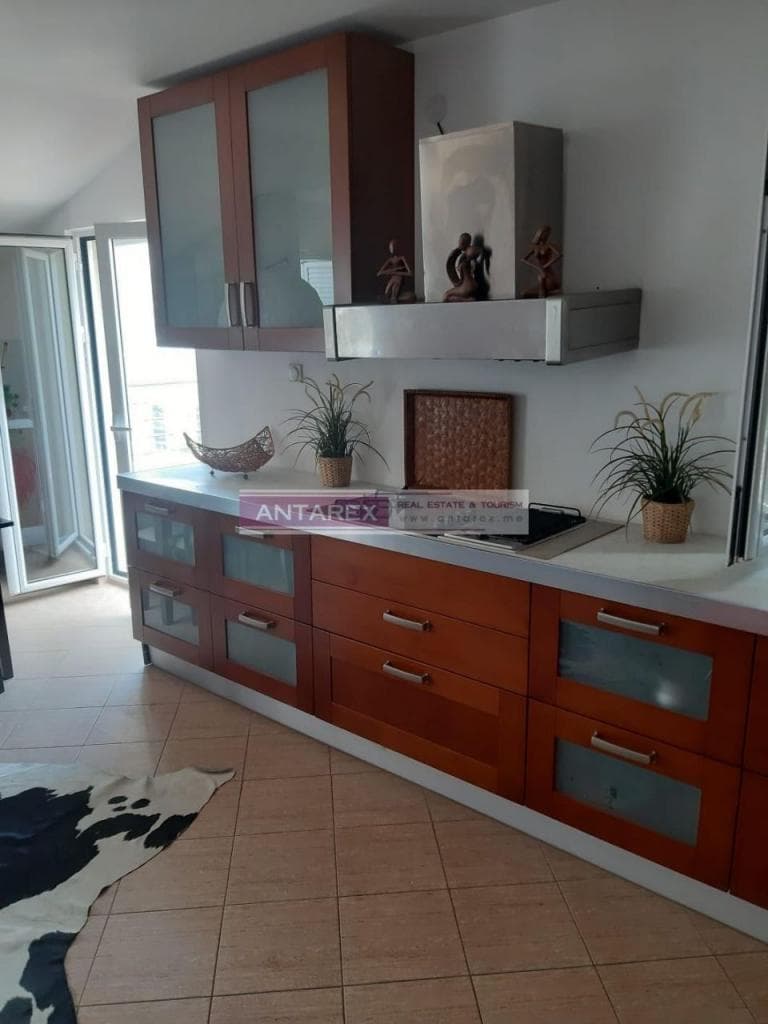 Апартаменты в Будве, Черногория, 95 м², фото 2