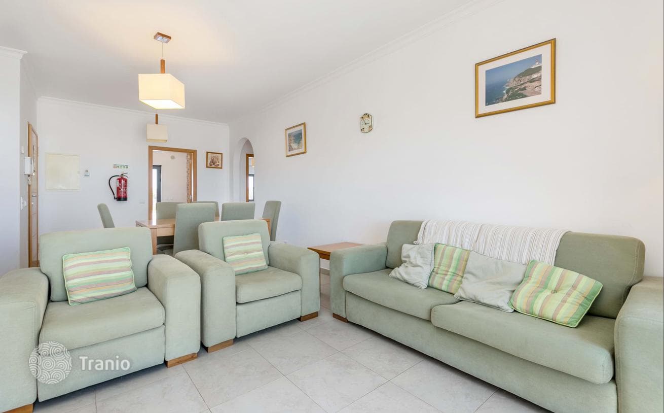 2-Bedroom Apartment Near the Sea in Lagos, Faro