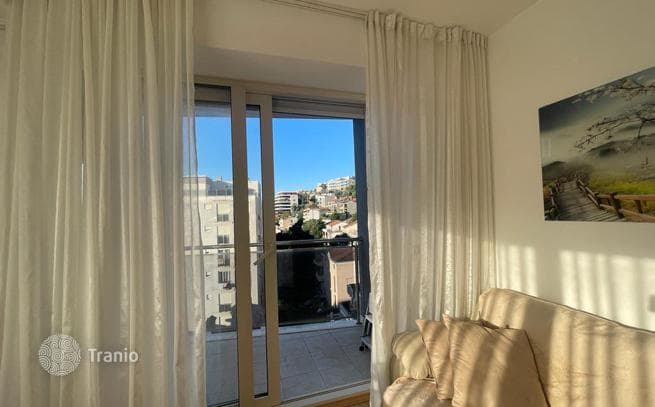 1-Bedroom Apartment with City View in Budva, photo 5