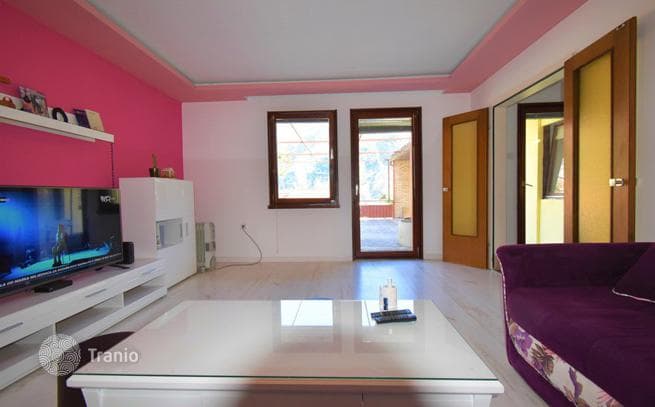 2-Bedroom Furnished House with Mountain View in Kotor