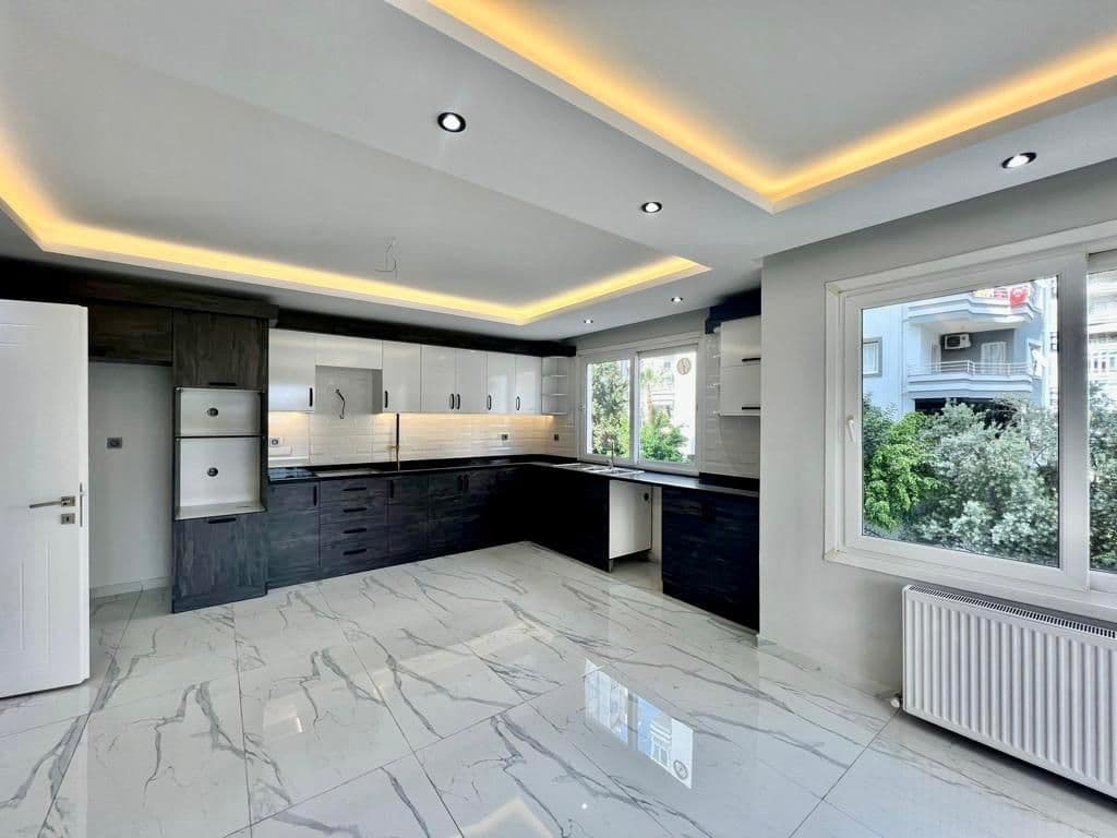 Квартира в Мерсине, Турция, 200 м²