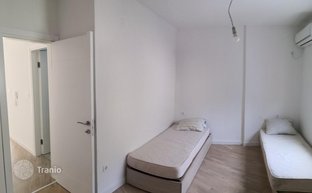 2-Bedroom Apartment with Mountain View in Becici, Budva, photo 2