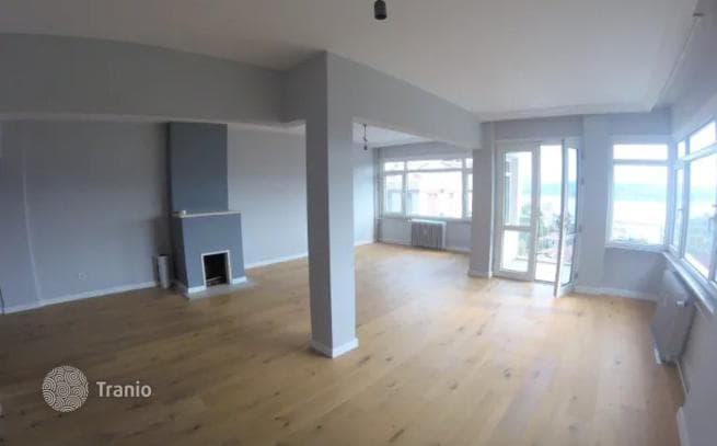 1-Bedroom Apartment in Sariyer, Istanbul, photo 3