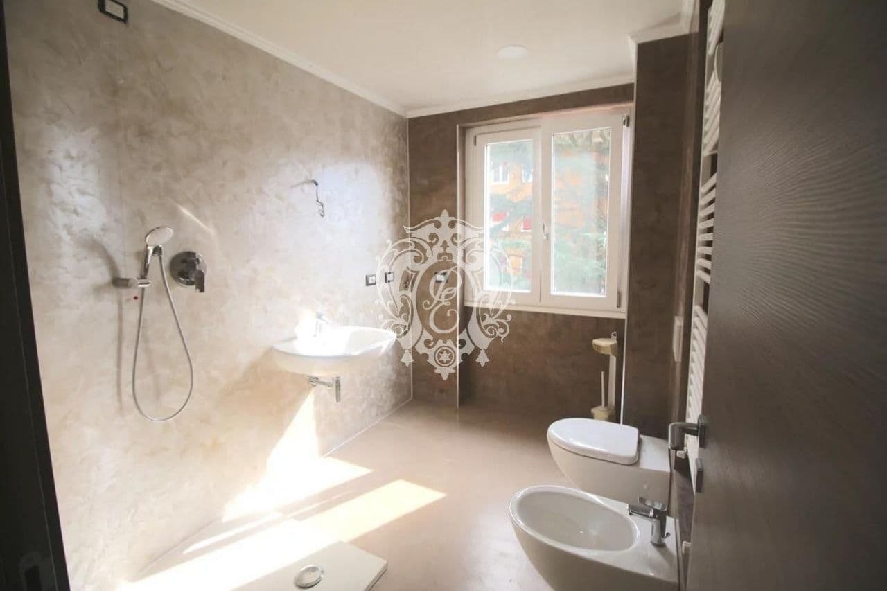Квартира в Комо, Италия, 105 м², фото 5