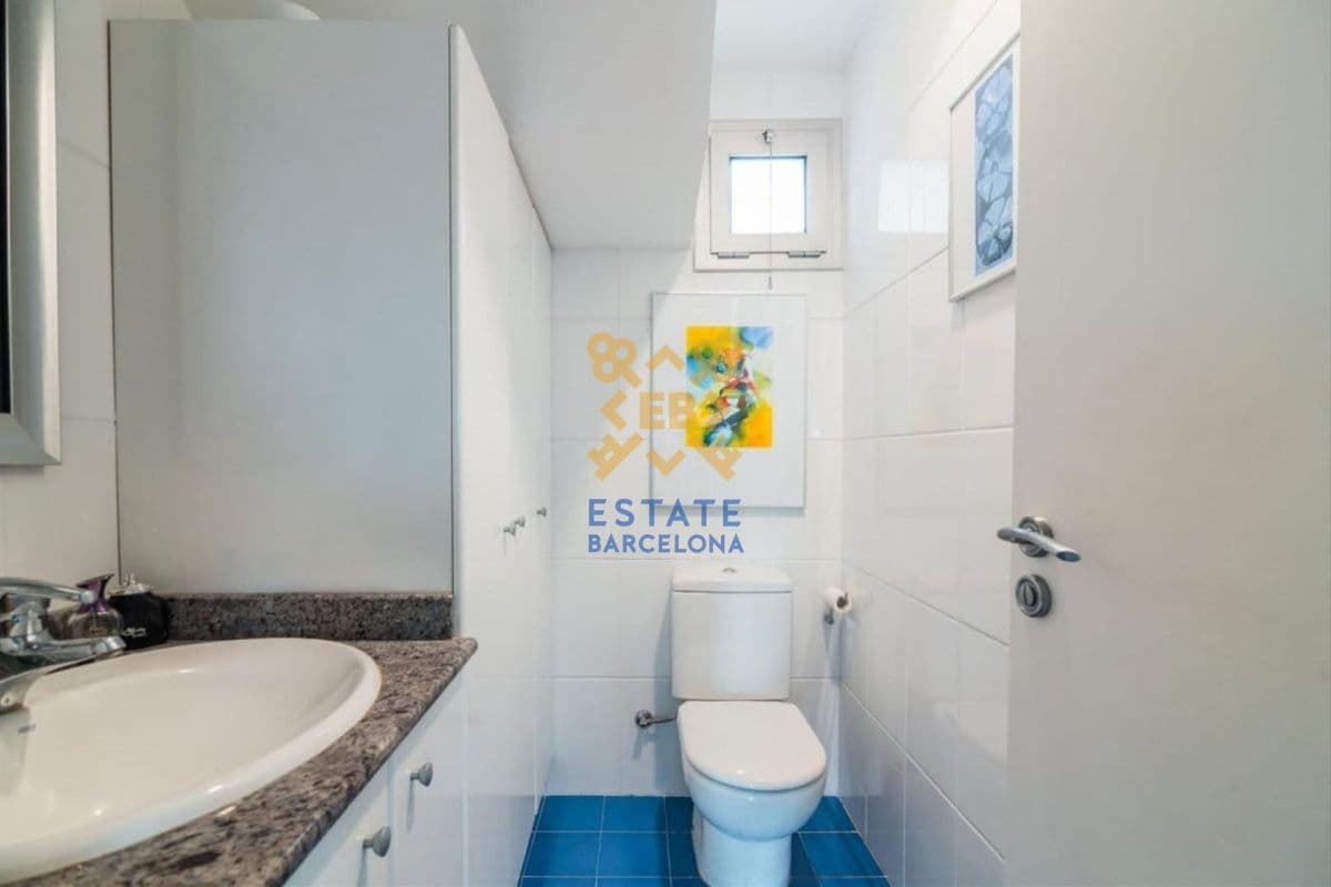 Квартира в Барселоне, Испания, 128 м², фото 2