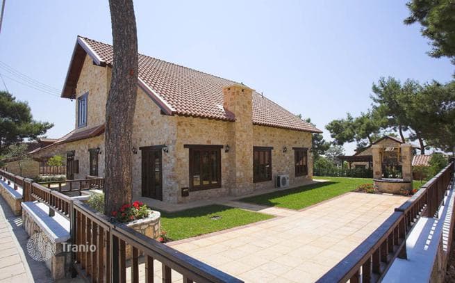 3–4-Bedroom House in Limassol, photo 3