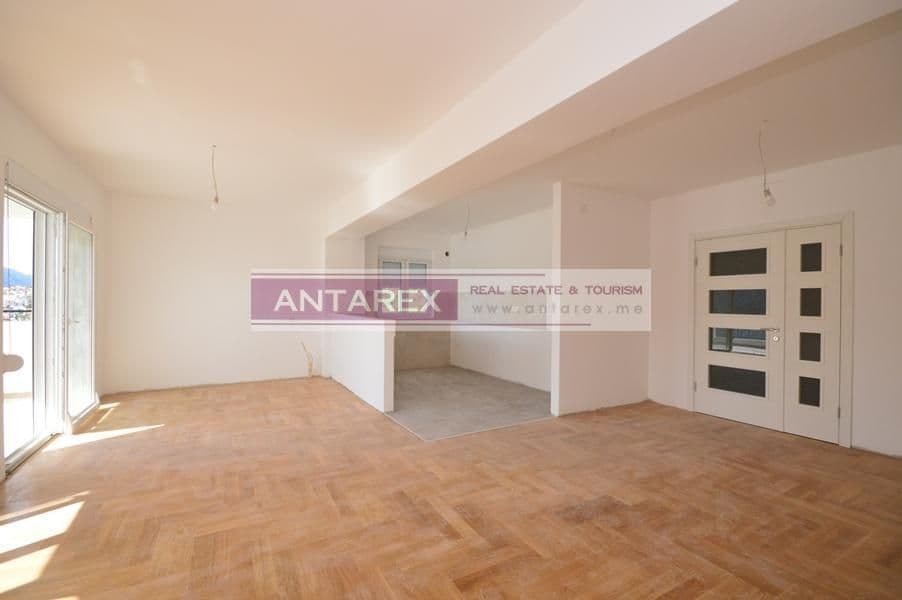 Апартаменты в Херцег-Нови, Черногория, 105 м², фото 4